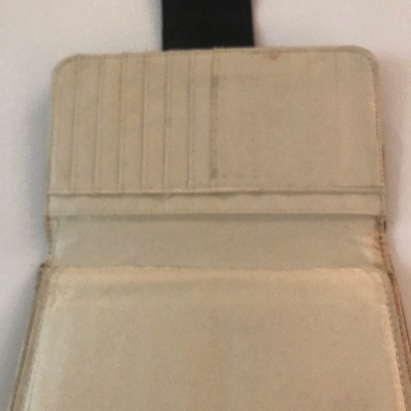 SPARTINA NATURAL LINEN LEATHER WALLET ORGANIZER - Picture 4 of 5